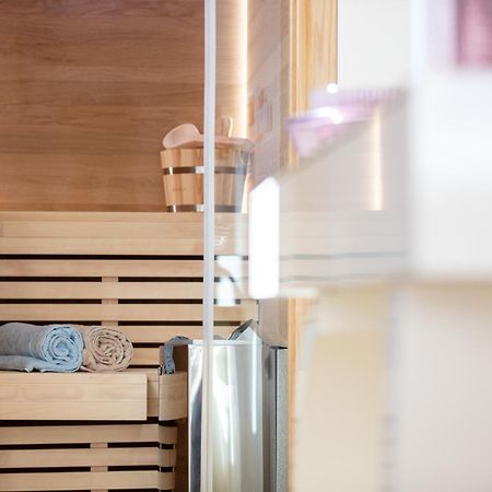 De President Suite, Demani President Suites Сітія Екстер'єр фото
