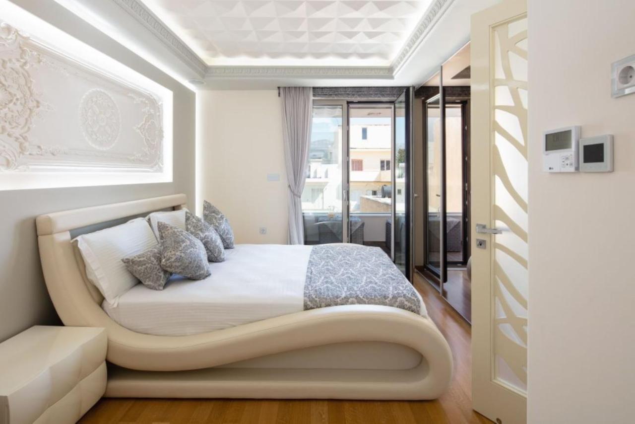De President Suite, Demani President Suites Сітія Екстер'єр фото